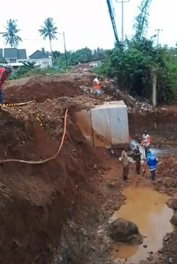 Pembangunan Jembatan Karang Sari–Fajar Baru Disorot, LSM GPAN Minta Evaluasi Teknis