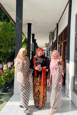 Semarak Hari Kartini, Kepala Sekolah SMAN 1 Tanjung Sari Ajak Siswa Teladani Semangat Emansipasi