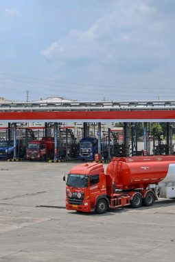 Pertamina Pastikan Pasokan Energi Nasional Tetap Aman di Tengah Gejolak Global