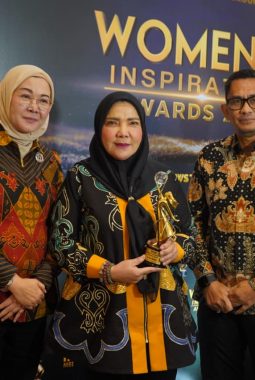 Wali Kota Bandar Lampung Eva Dwiana Raih Women’s Inspiration Award 2026 dari iNews Media Group
