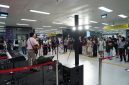 Vok Pop Music on Track di Stasiun LRT Cawang