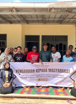 Polinela Perkuat Biosekuriti Kandang Peternak Lampung Timur, Cegah Helminthiasis dan Tingkatkan Produktivitas Ternak