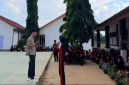 Salah Satu Perserta MPLS SMAN 1 Tanjungsari, Kabupaten Lampung Selatan, Sedang Menjawab Pertanyaan dari Pimpinan Perusahaan Ruangpena.com (Doc. Ruangpena.com)