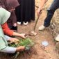 Tim Pengabdian Polinela melaksanakan kegiatan bertajuk "Implementasi Lubang Resapan Biopori sebagai Upaya Konservasi Air dan Pengelolaan Sampah Organik pada Kelompok Wanita Tani Desa Sungai Langka, Pesawaran.