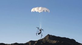 DJI AP100 Resmi Hadir di Indonesia, Parasut Keselamatan Khusus untuk DJI Matrice 400