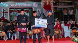 “HUT ke-81 RI, PAM JAYA Rayakan Kebersamaan dan Dukung Penyerahan Ambulans untuk Masyarakat Suku Baduy”