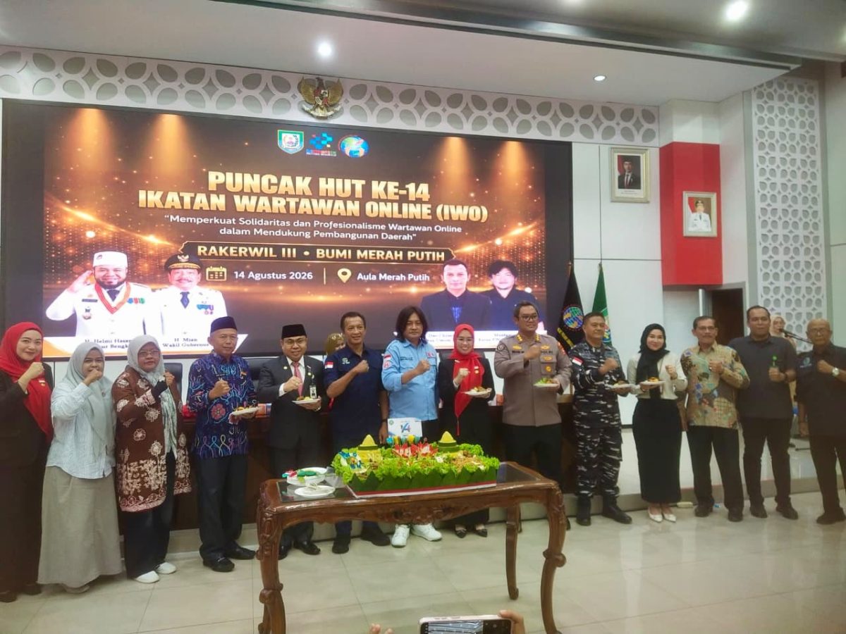 Hari Ulang Tahun (HUT) ke-14 Ikatan Wartawan Online (IWO) yang dirangkai dengan Rapat Kerja Wilayah (Rakerwil) III Pengurus Wilayah IWO Provinsi Bengkulu